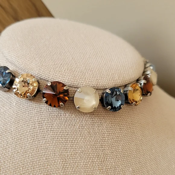 Austrian Crystal Tennis Bracelet in Antique Brass - Picture 3 of 8